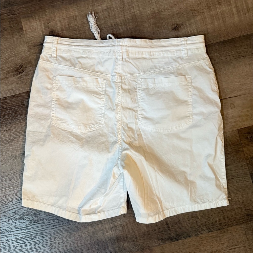 CARIBBEAN JOE Women's White Casual Shorts Size 10